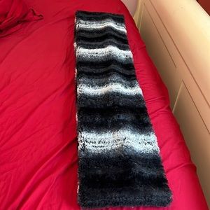 Black and white furry scarf